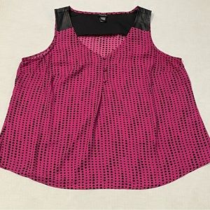 Torrid Pink Heart Print Faux Leather Trim Sleeveless Tank Top Blouse Plus Sz 2X